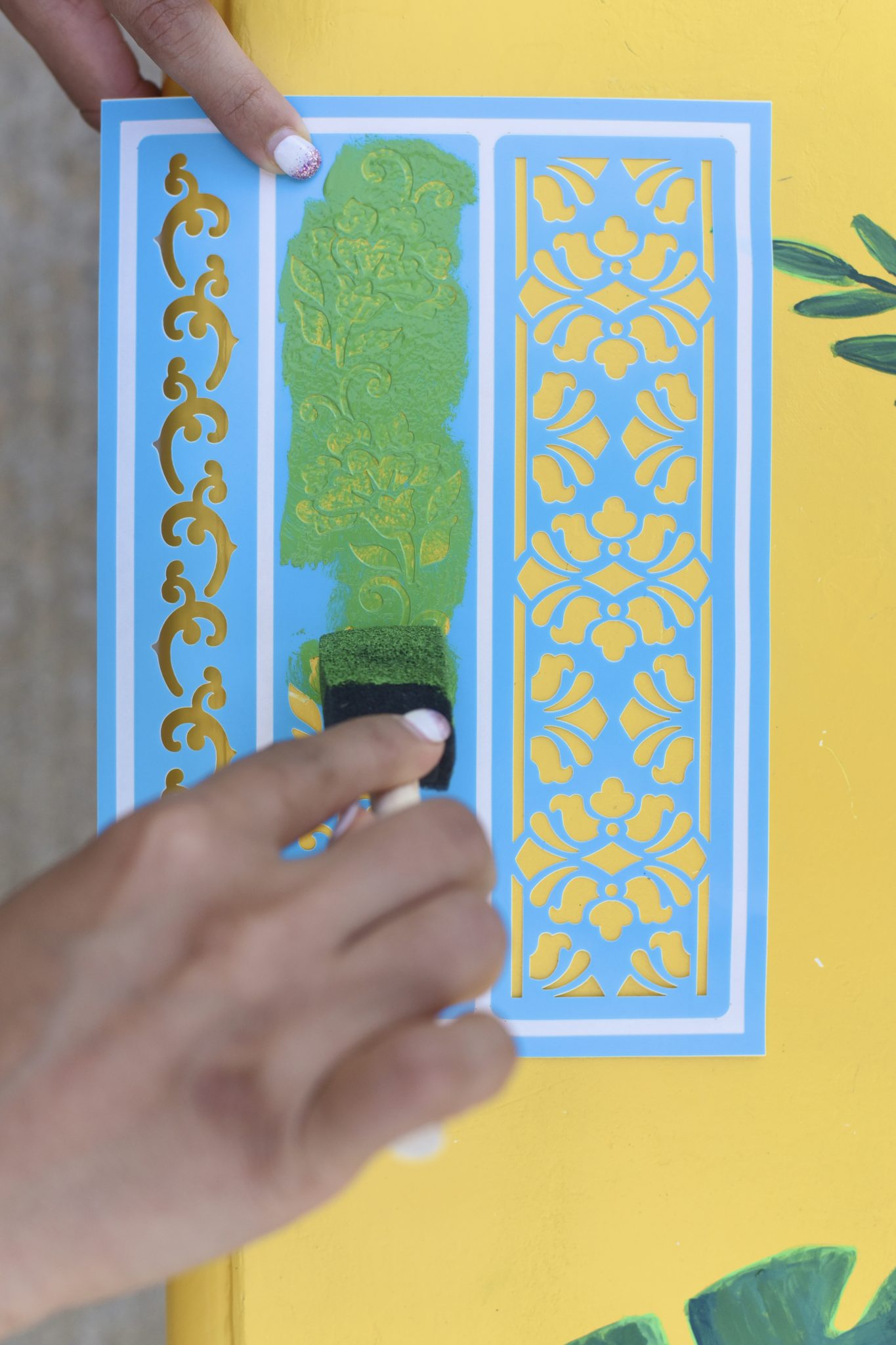 Painting a Garden Bench - DIY Design Decor by Arvinder
